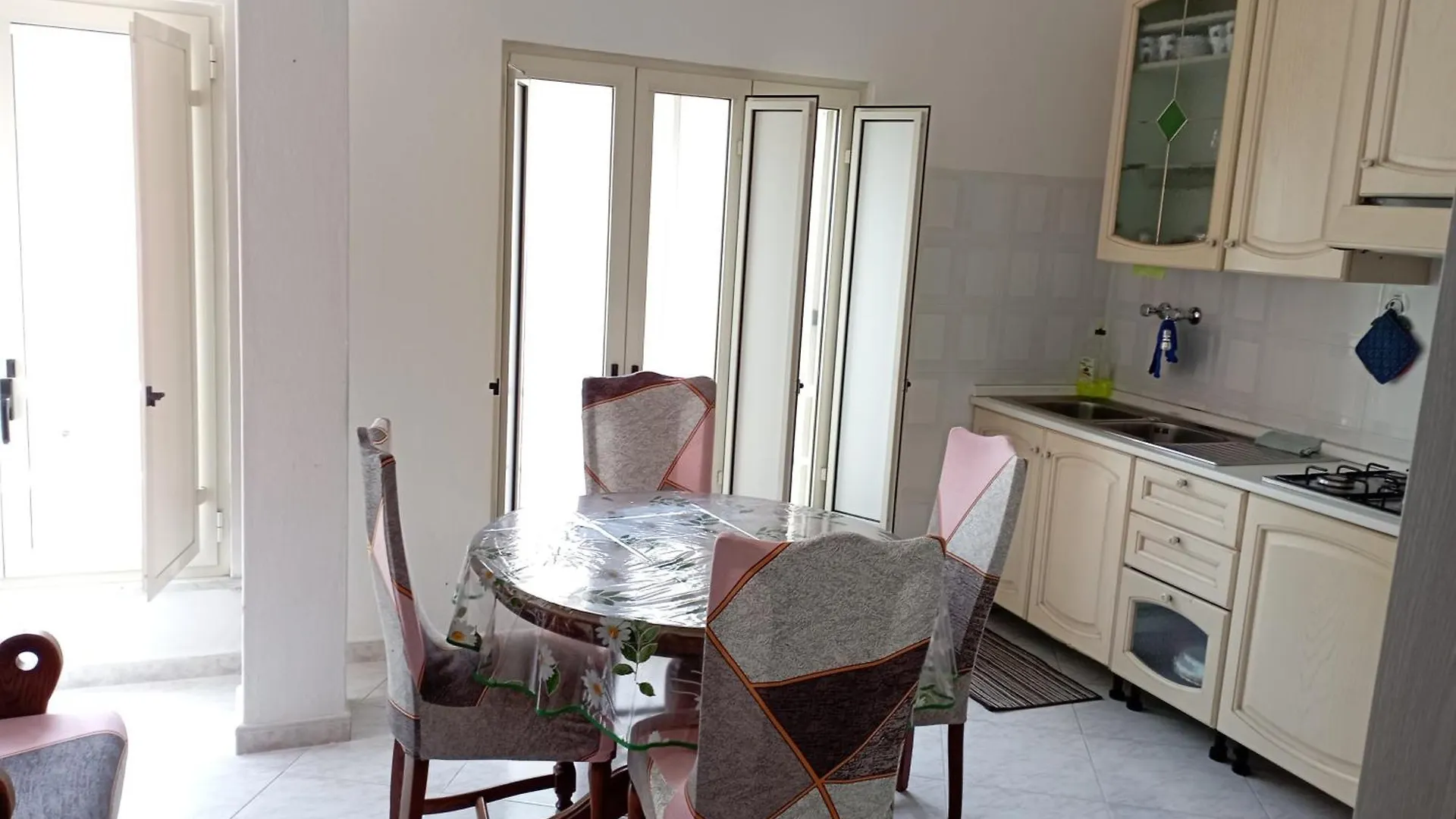 Sardinia Ovest Apartman Oristano 0*,  Olaszország